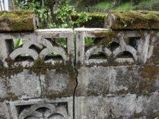 ブロック塀の洗浄　湧水町　リビング亀沢