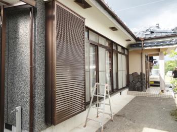 リビング亀沢で屋根外壁塗装できます！湧水町　霧島市　伊佐市　姶良市　えびの市で営業中!