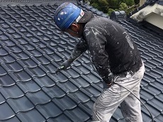 湧水町　伊佐市　霧島市　姶良市　えびの市　屋根　瓦　外壁　塗装　リフォーム工事