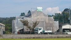 屋根外壁塗装なら　湧水町のリビング亀沢　伊佐市　霧島市　姶良市　えびの市